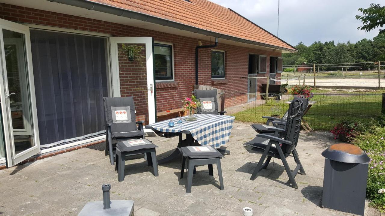 Vakantiehuis Aan de Zandweg Roderesch Buitenkant foto