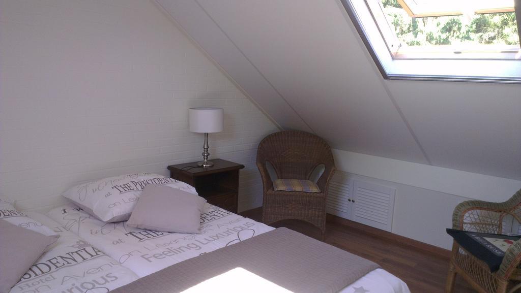 Vakantiehuis Aan de Zandweg Roderesch Kamer foto