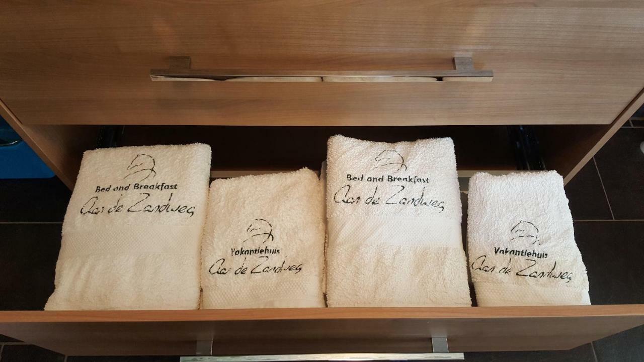 Vakantiehuis Aan de Zandweg Roderesch Buitenkant foto
